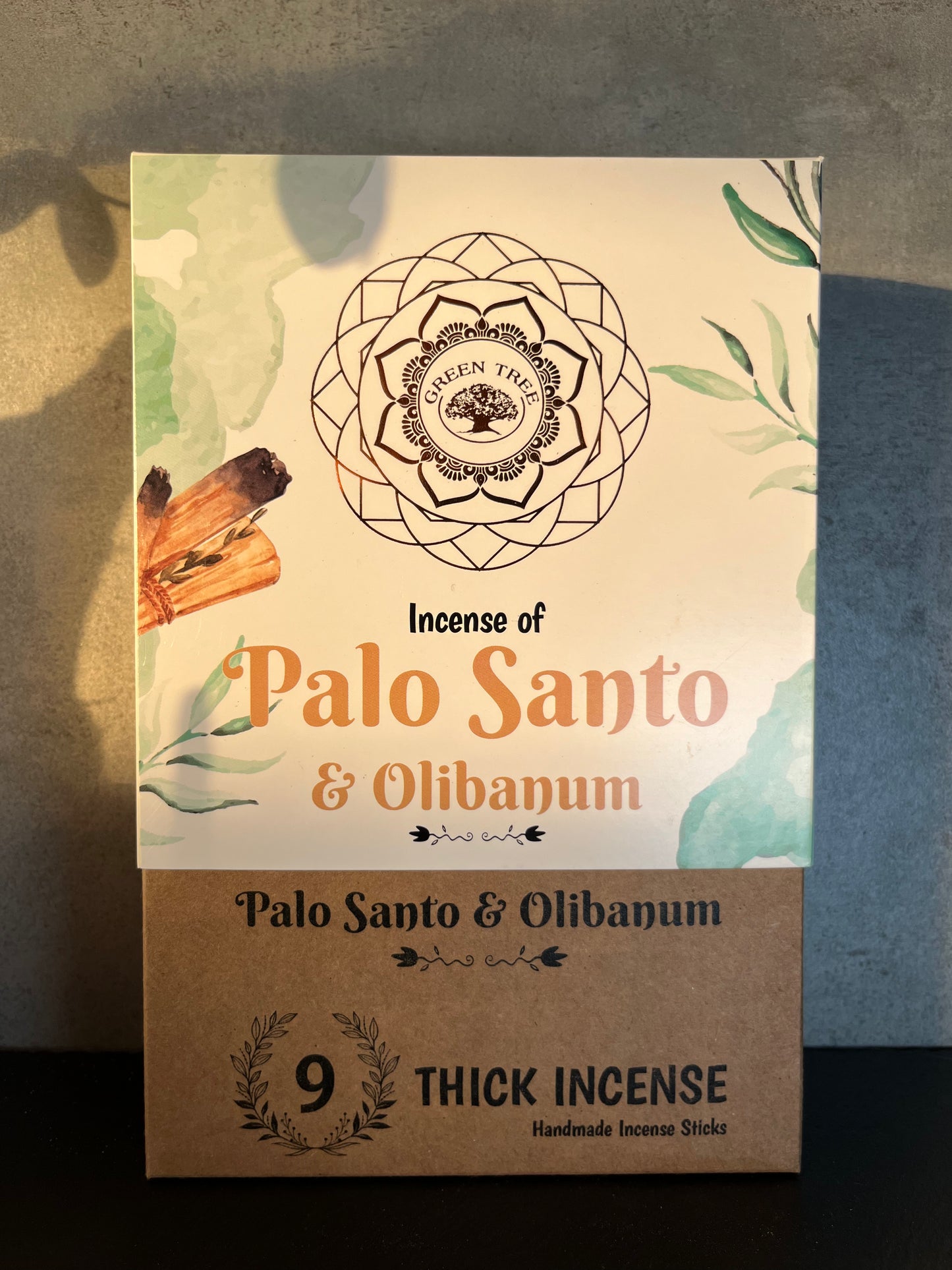 Palo Santo & Weihrauch - Handgemachte Räucherstäbchen (9 Stück)